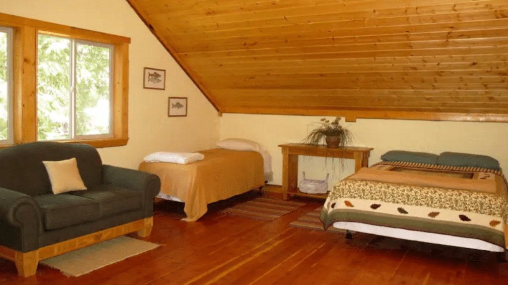 Clark Fork River Lodge MT